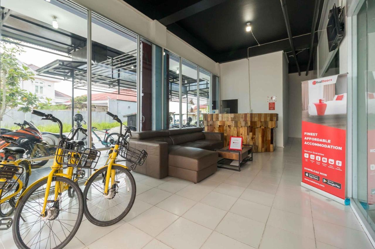 Reddoorz Syariah Near Lubang Jepang Bukittinggi Hotel Eksteriør billede